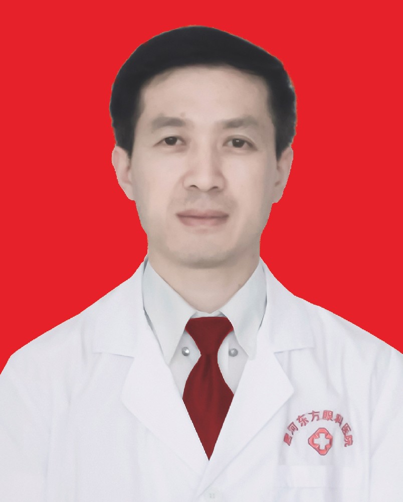 袁育新